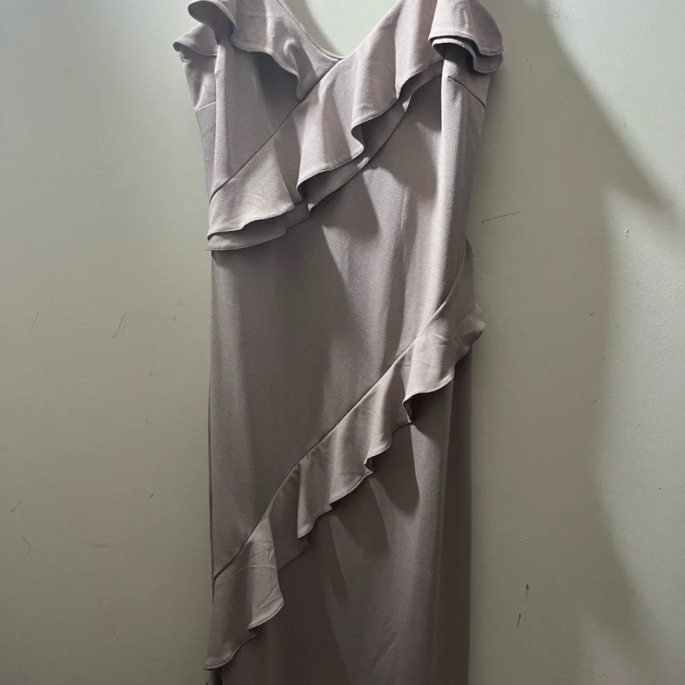 ASOS spaghetti strap dress! Color beige! Pit the pit 17 inches. Length 36 inches - Picture 4 of 17